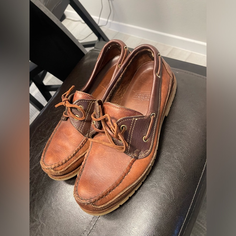 Gokey hand made in the USA Brown leather boat shoes size 9.5 D men  moccasin